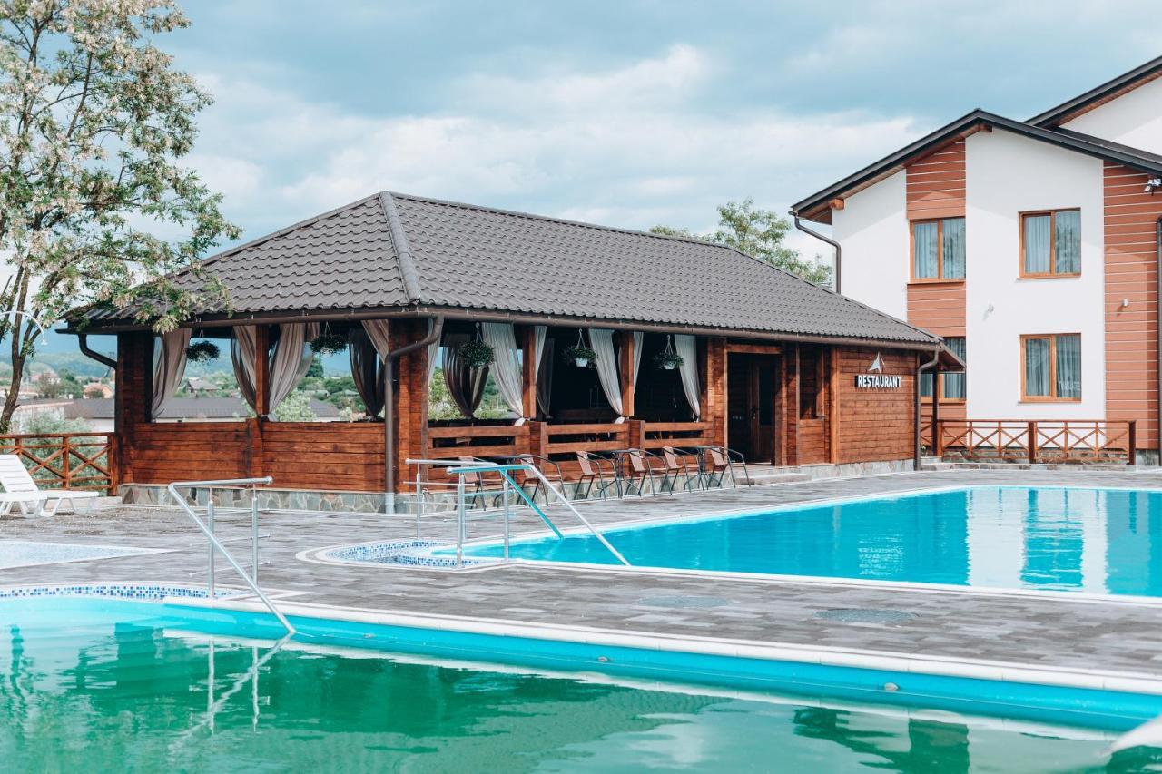 Sofion Hotel&Resort โซโลทวีโน ภายนอก รูปภาพ