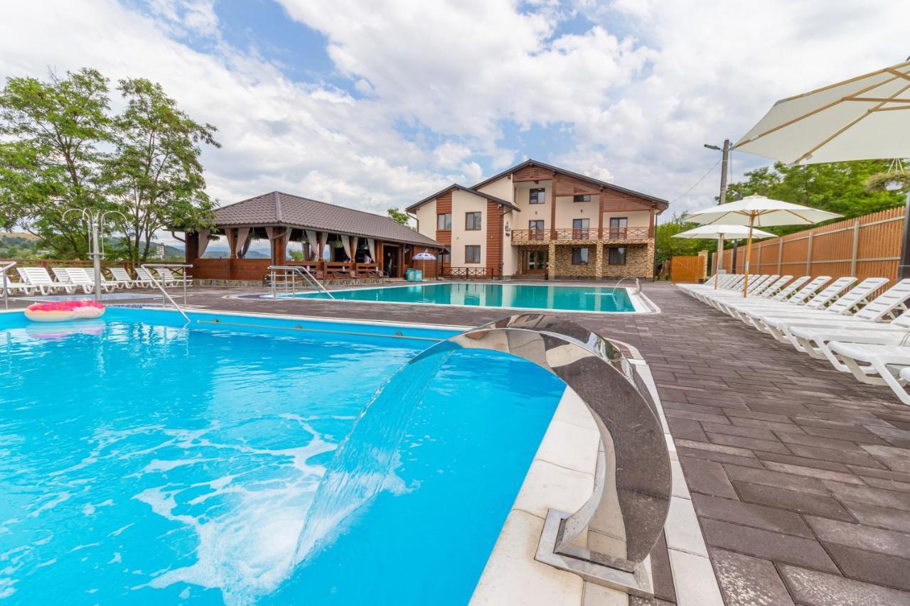 Sofion Hotel&Resort โซโลทวีโน ภายนอก รูปภาพ