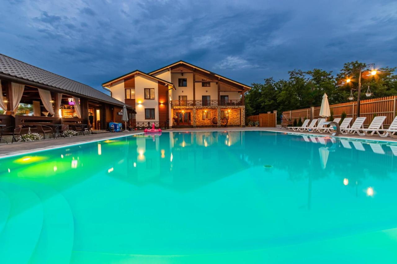 Sofion Hotel&Resort โซโลทวีโน ภายนอก รูปภาพ